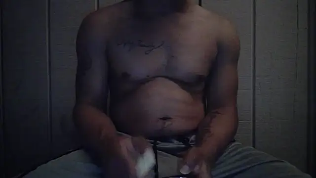 Snapshot of Lonelyboiatl chatting on 05.09.26 Lonelyboiatl online show from 05.09.26