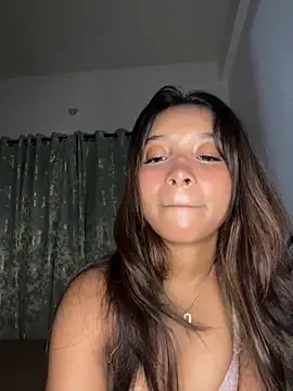 Snapshot of annaya_sexy chatting on 05.15.26 annaya sexy online show from 05.15.26