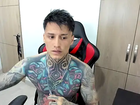 Snapshot of Chrissblack chatting on 02.18.26 Chrissblack online show from 02.18.26