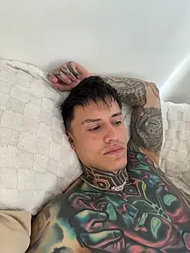 Snapshot of Chrissblack chatting on 02.21.26 Chrissblack online show from 02.21.26