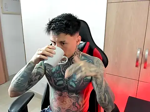 Snapshot of Chrissblack chatting on 02.24.26 Chrissblack online show from 02.24.26