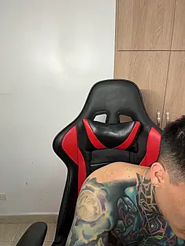 Chrissblack online show from 03.06.26