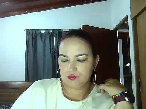 Roja tentacion online show from 05.13.26