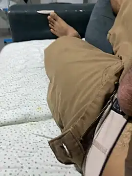 Snapshot of biggmine chatting on 02.16.26 biggmine online show from 02.16.26