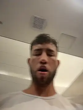 liam bronw online show from 04.10.26