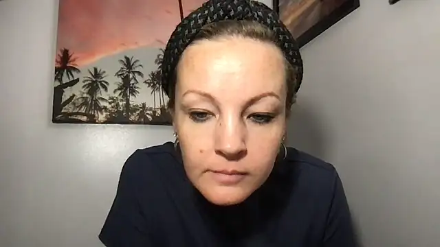 Snapshot of SattivvaXXX chatting on 02.17.26 SattivvaXXX online show from 02.17.26