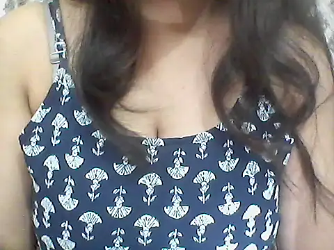 Snapshot of _Daisy chatting on 04.03.26 Daisy online show from 04.03.26