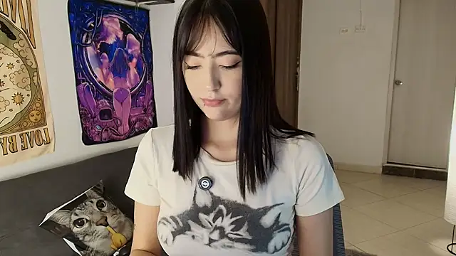 HinaSweet online show from 05.23.26