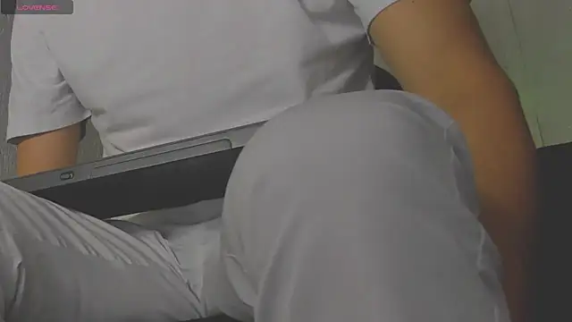 camilo model online show from 06.05.26