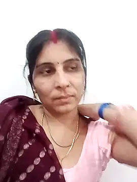 Hot ree85 online show from 04.20.26