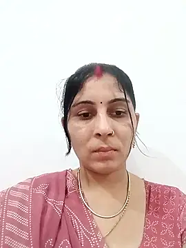 Hot ree85 online show from 04.21.26