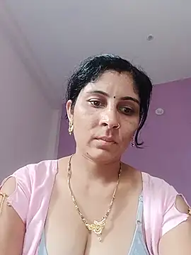 Snapshot of Hot_ree85 chatting on 07.30.26 Hot ree85 online show from 07.30.26