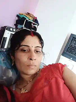 Snapshot of Hot_ree85 chatting on 08.01.26 Hot ree85 online show from 08.01.26