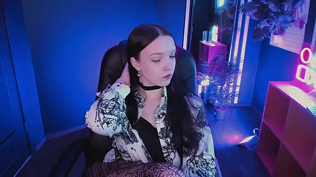 Emily tender online show from 02.07.26