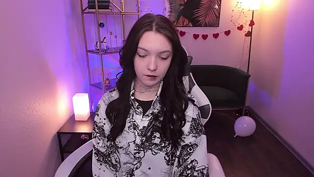 Emily tender online show from 03.05.26