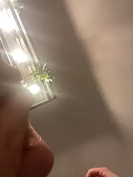 Snapshot of Bluedreams999 chatting on 02.07.26 Bluedreams999 online show from 02.07.26