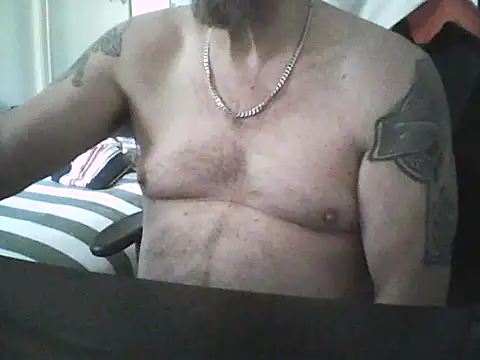 Snapshot of loudandproud chatting on 06.20.26 loudandproud online show from 06.20.26