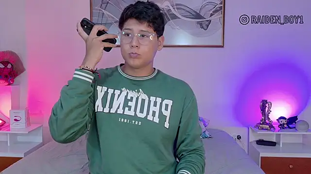 Snapshot of RaidenBoy11 chatting on 01.05.26 RaidenBoy11 online show from 01.05.26