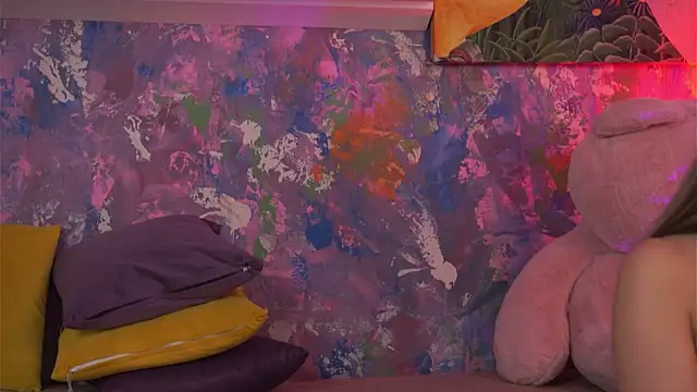 Ava Solis online show from 04.15.26