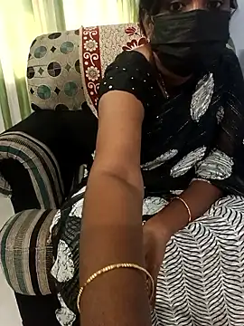 Tinarosy13 online show from 02.21.26