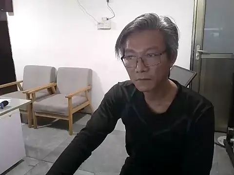 Snapshot of me-great chatting on 01.19.26 me-great online show from 01.19.26