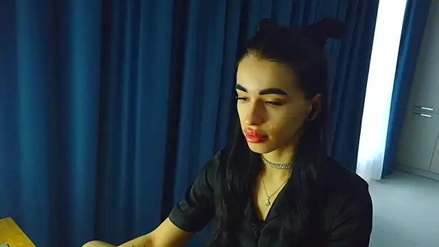 Vlada Elfie online show from 03.03.26