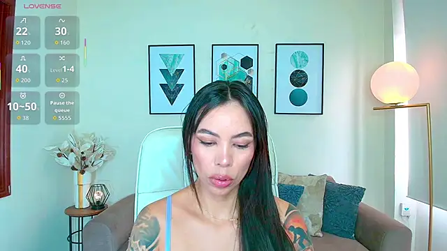 Snapshot of Alice_Price_ chatting on 01.11.26 Alice Price online show from 01.11.26