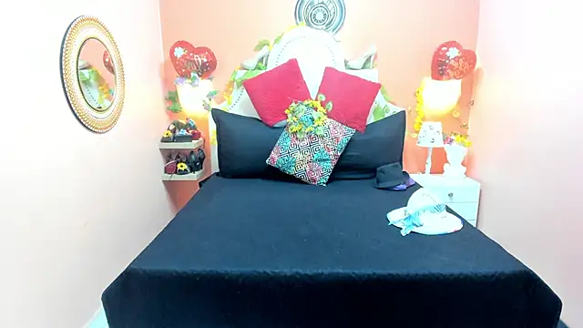 Dalila Najjar  online show from 05.15.26