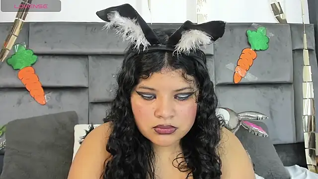 Jessica Beltrann online show from 04.04.26