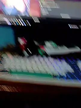 Snapshot of Haplis chatting on 03.20.26 Haplis online show from 03.20.26