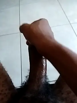 Snapshot of SkinnyDick26 chatting on 02.19.26 SkinnyDick26 online show from 02.19.26