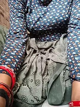 Snapshot of Queen_chayna chatting on 05.25.26 Queen chayna online show from 05.25.26