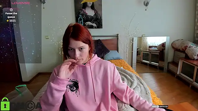 Lily Viola online show from 02.13.26