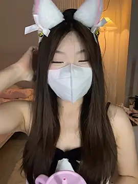 Snapshot of _xiaoxinxin_ chatting on 06.08.26 xiaoxinxin online show from 06.08.26