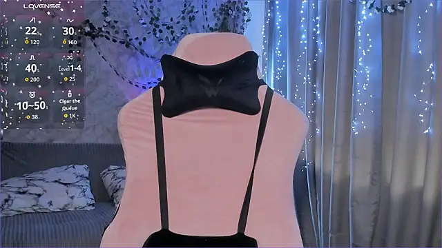 Necucubi02 online show from 03.04.26