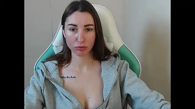 cammila horn online show from 01.13.26