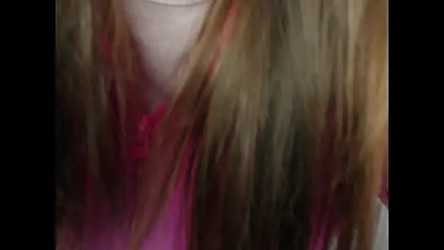 Snapshot of cammila_horn chatting on 02.24.26 cammila horn online show from 02.24.26