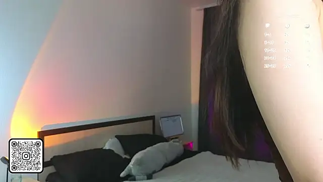 miaumiau Mia online show from 02.15.26