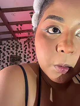 Isabella Belmont online show from 02.20.26