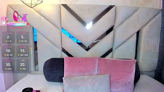 luna Blyss online show from 01.10.26