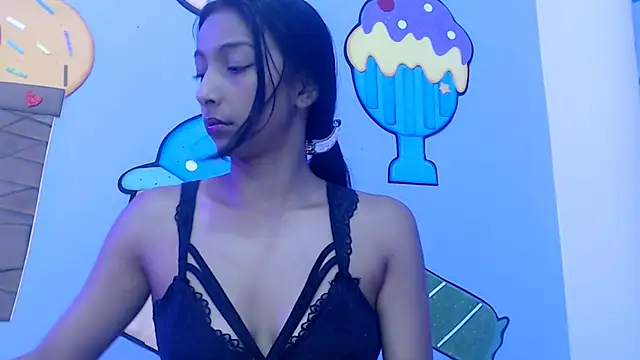 skinnysexzara18 online show from 02.03.26