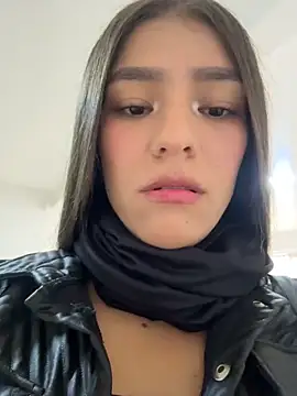 TaylorrHill online show from 04.11.26