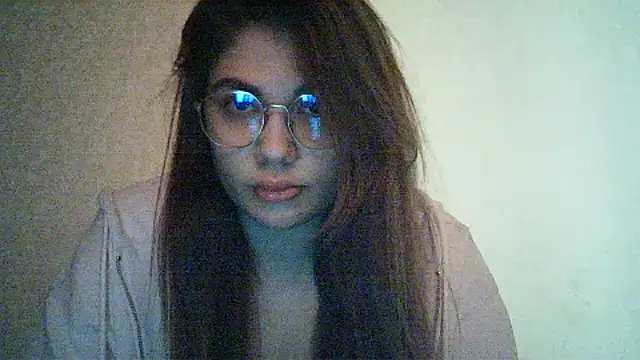 Snapshot of Tenovira chatting on 02.20.26 Tenovira online show from 02.20.26