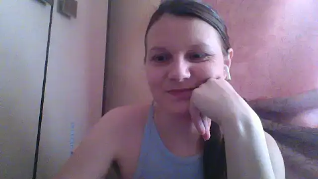 Snapshot of Fenariva chatting on 03.04.26 Fenariva online show from 03.04.26