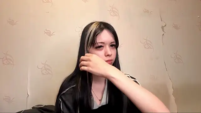 VeraDaisy online show from 03.05.26