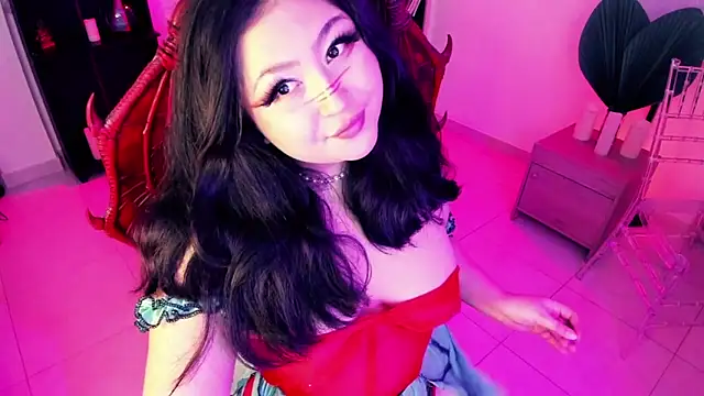 Sweet lenna online show from 04.18.26