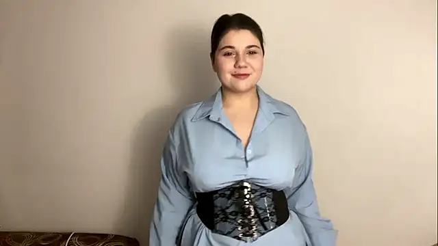 Snapshot of LunaBlakes chatting on 02.10.26 LunaBlakes online show from 02.10.26