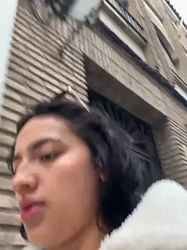 honey kendalll online show from 03.10.26