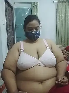 momo loves online show from 02.23.26