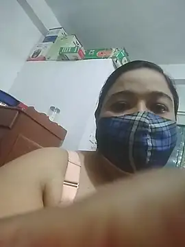 momo loves online show from 04.06.26